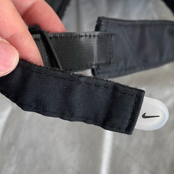 ✨SOLD✨ Nike Black Dri-Fit Visor - Picture 4 of 6